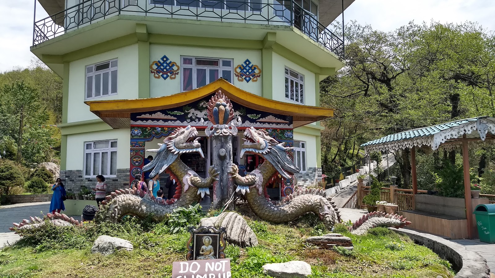 Tashi View Point