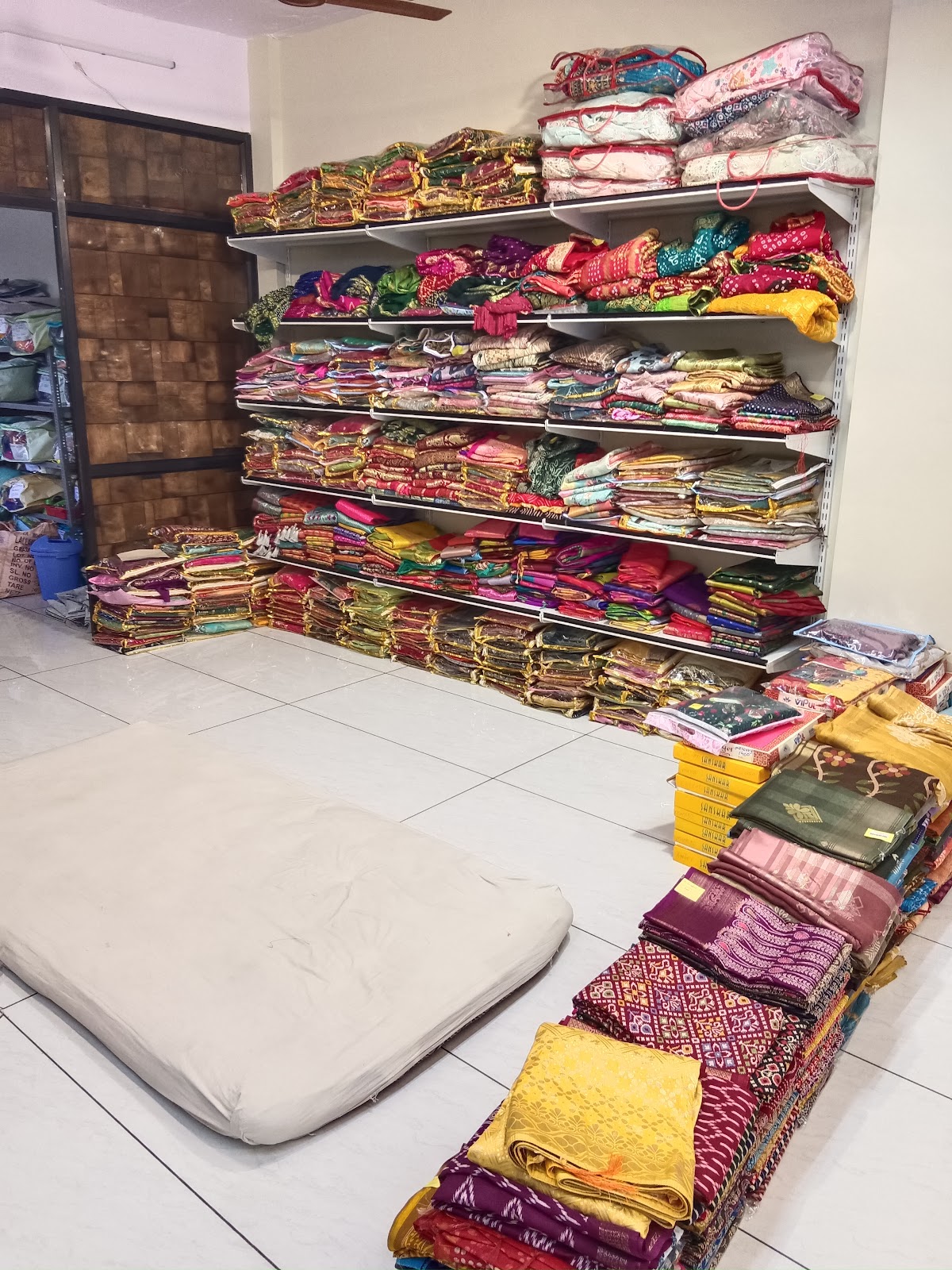 Local Handicraft Shops