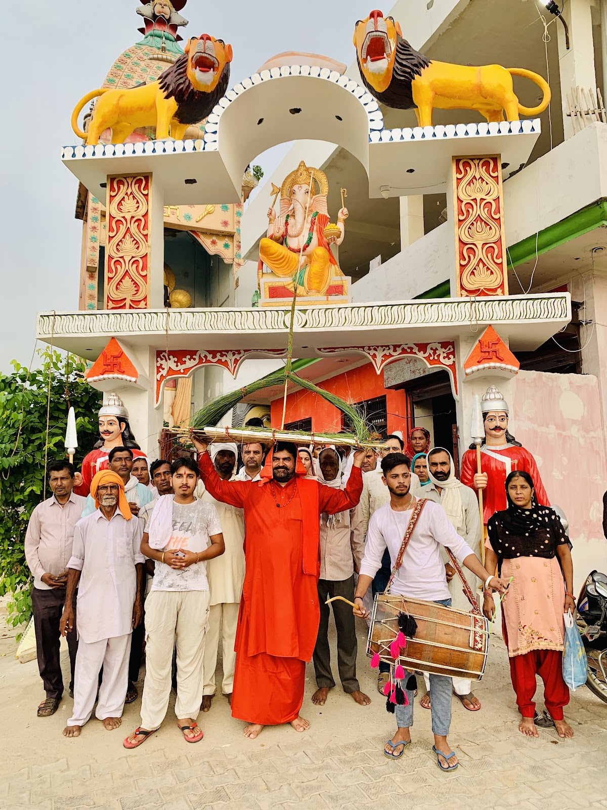 Shri Hanuman Mandir Saha