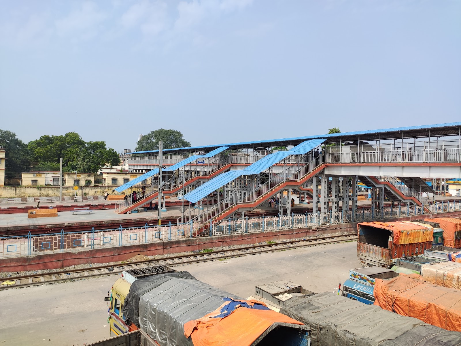 Sainthia Railway Station