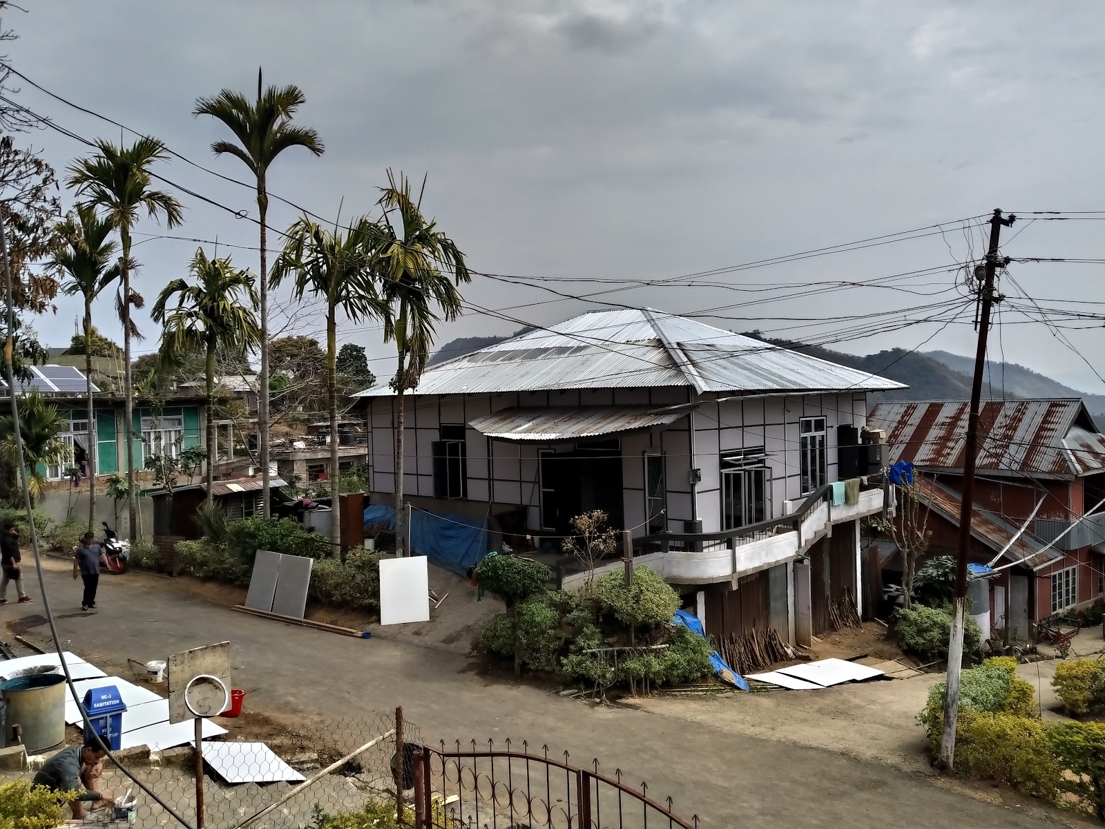 Local Market Saitual