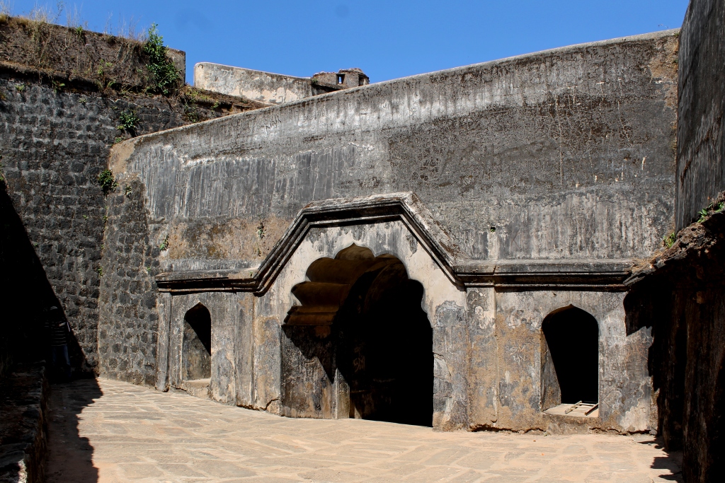 Manjarabad Fort