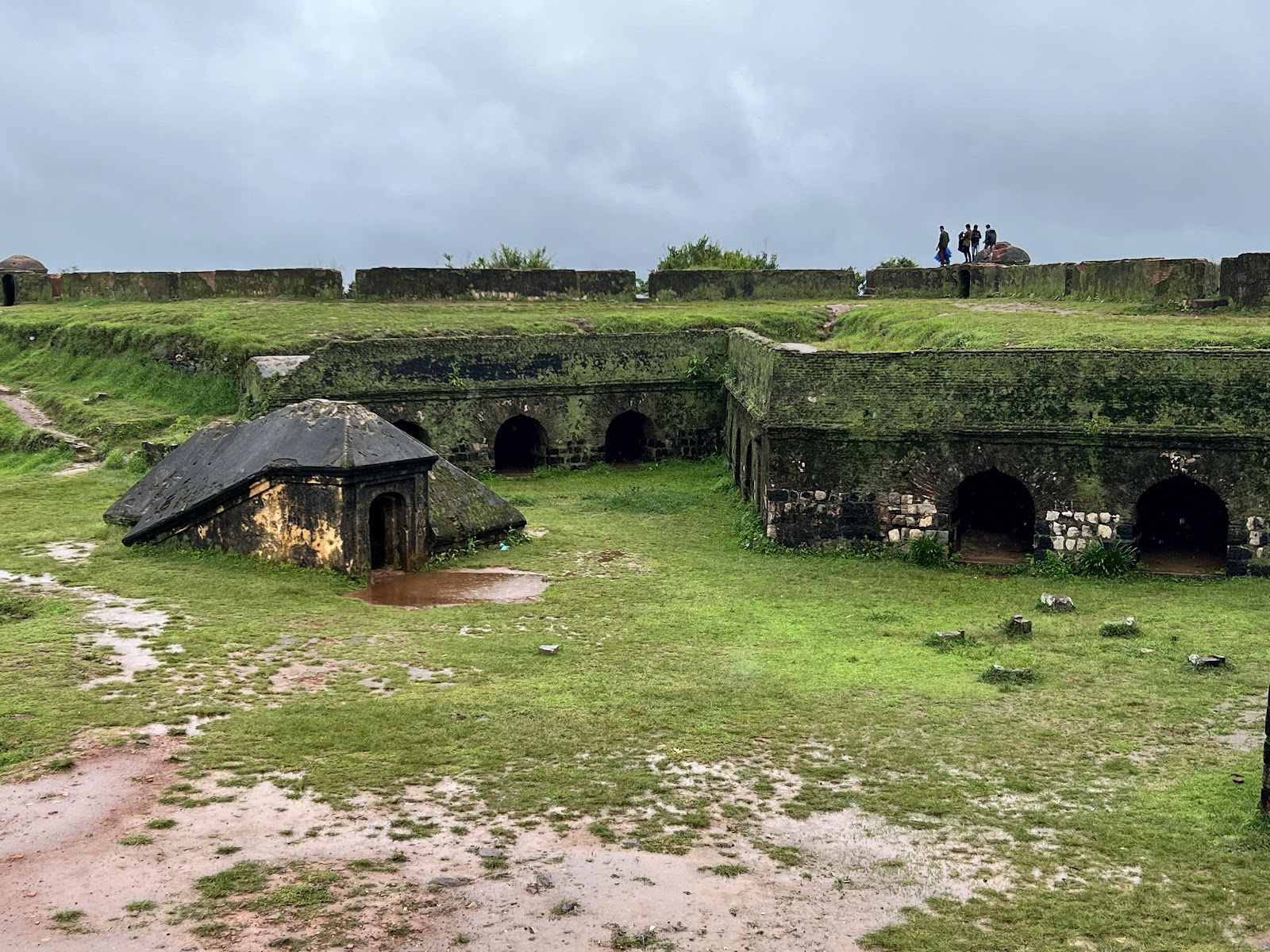 Manjarabad Fort