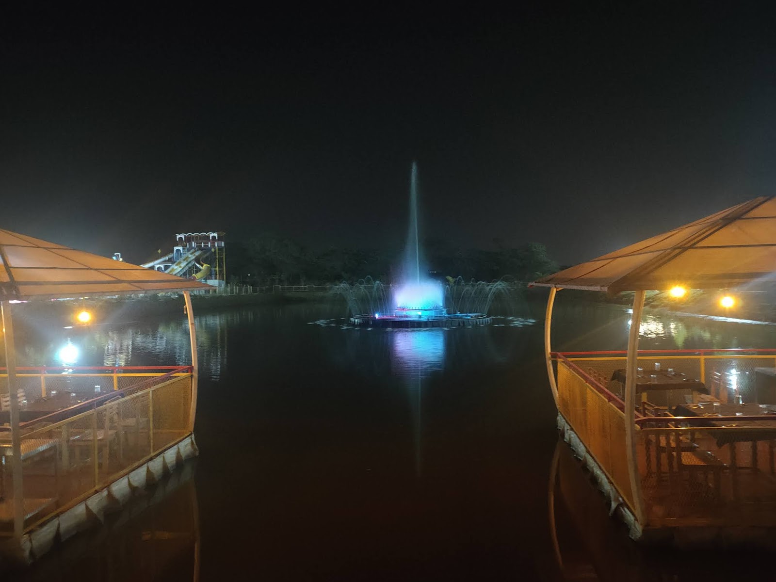 Community Gardens and Lakeside Park