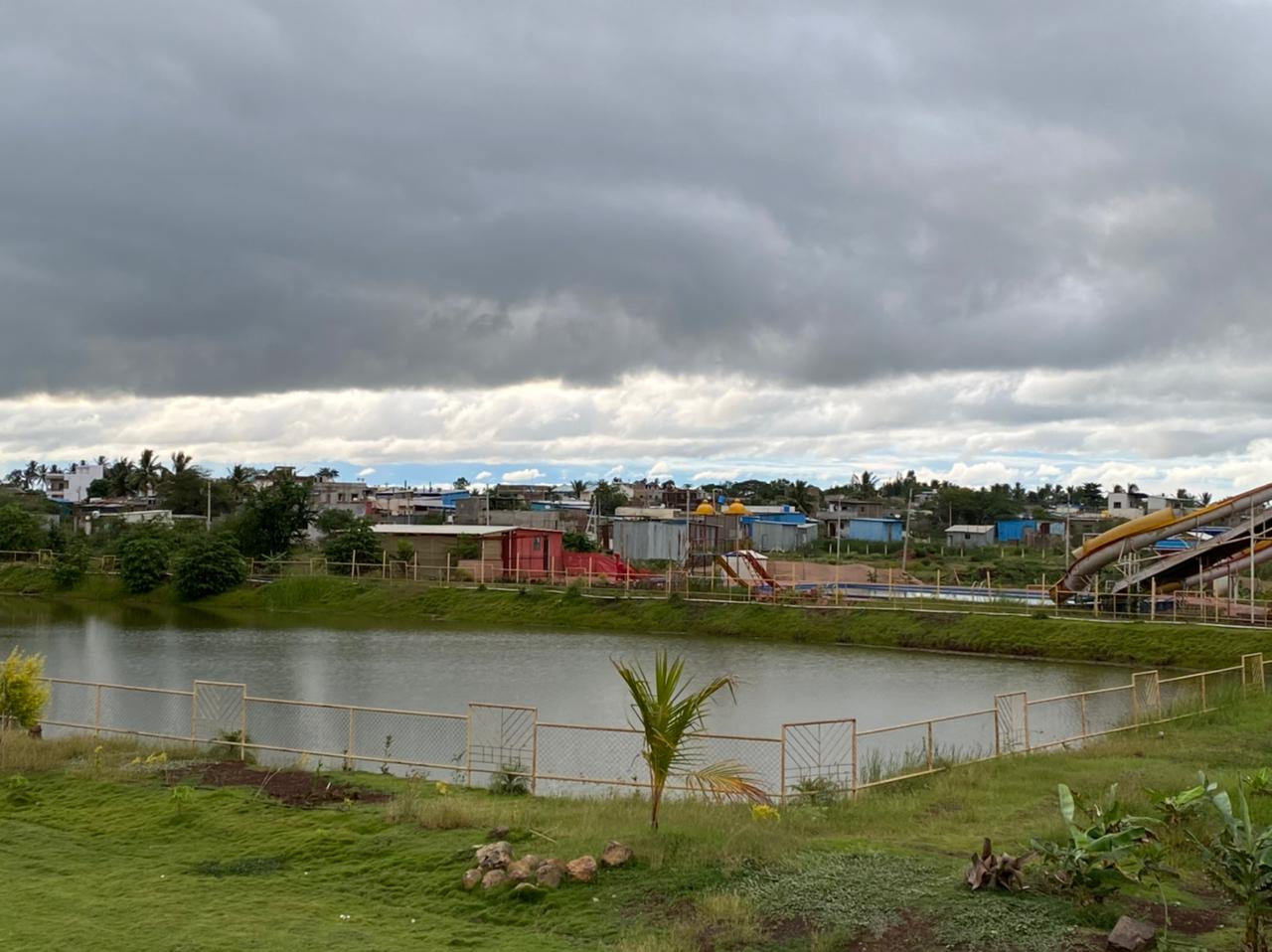 Community Gardens and Lakeside Park