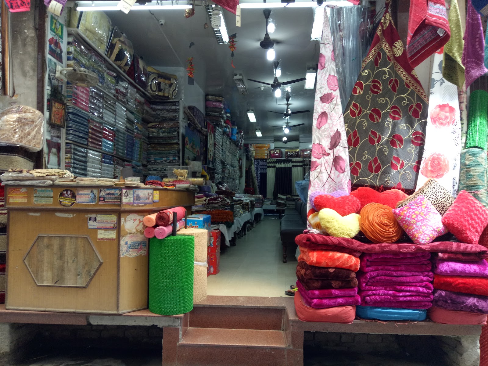 Local Handloom Center