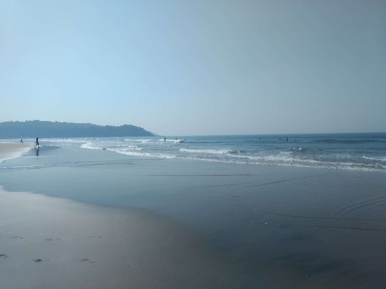 Morjim Beach Road