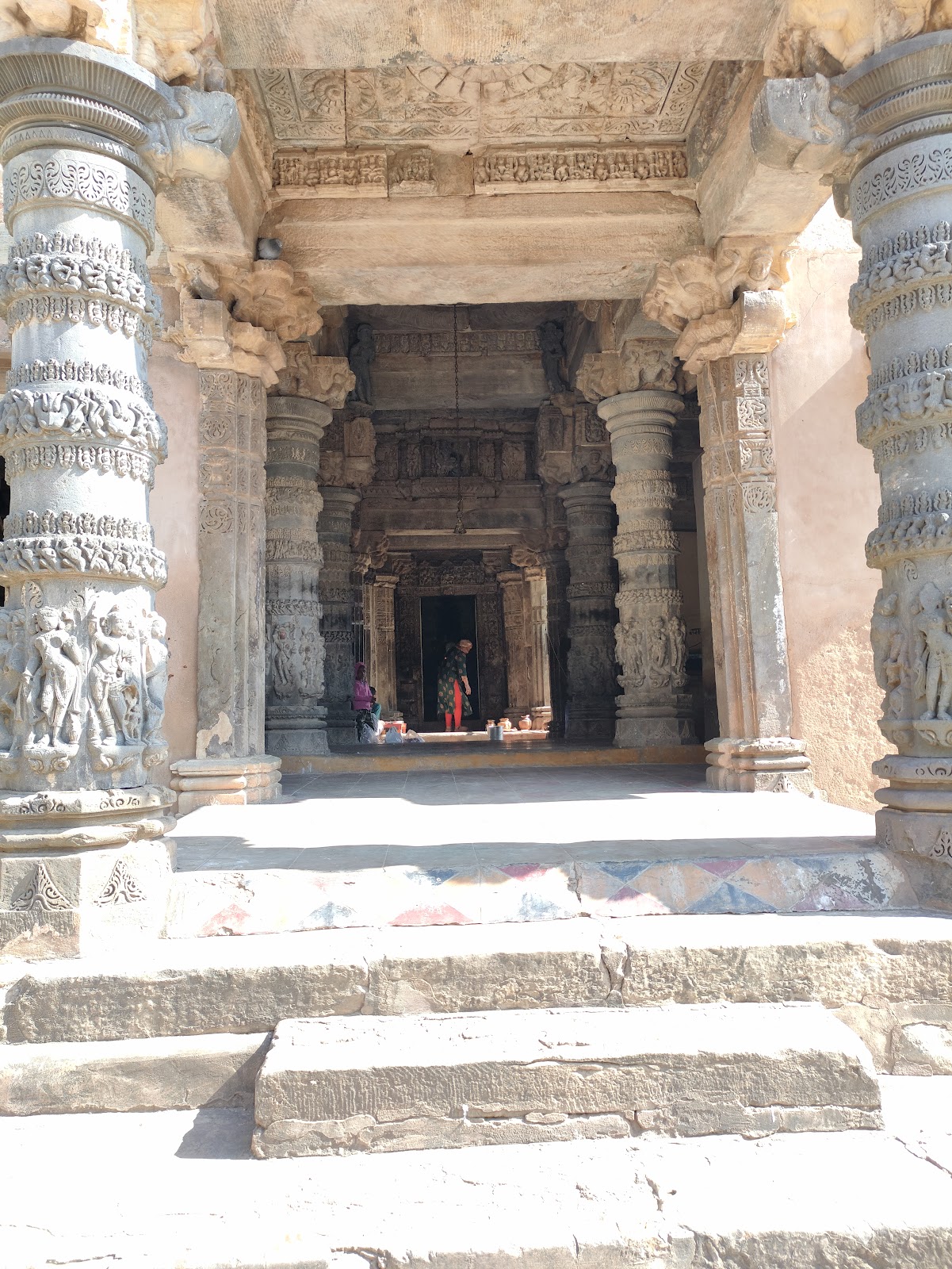 Neelkanth Temple