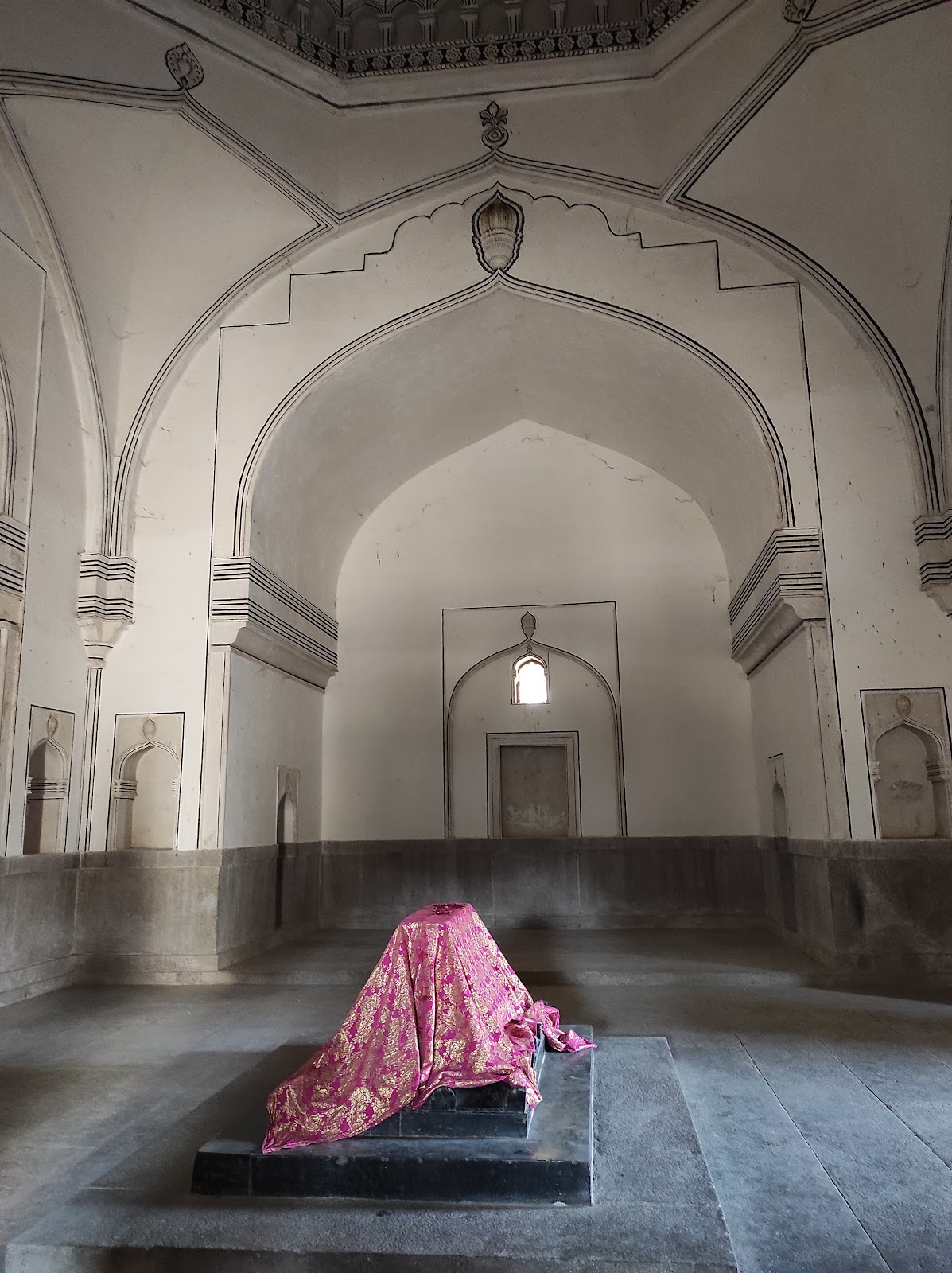 Qutb Shahi Tombs