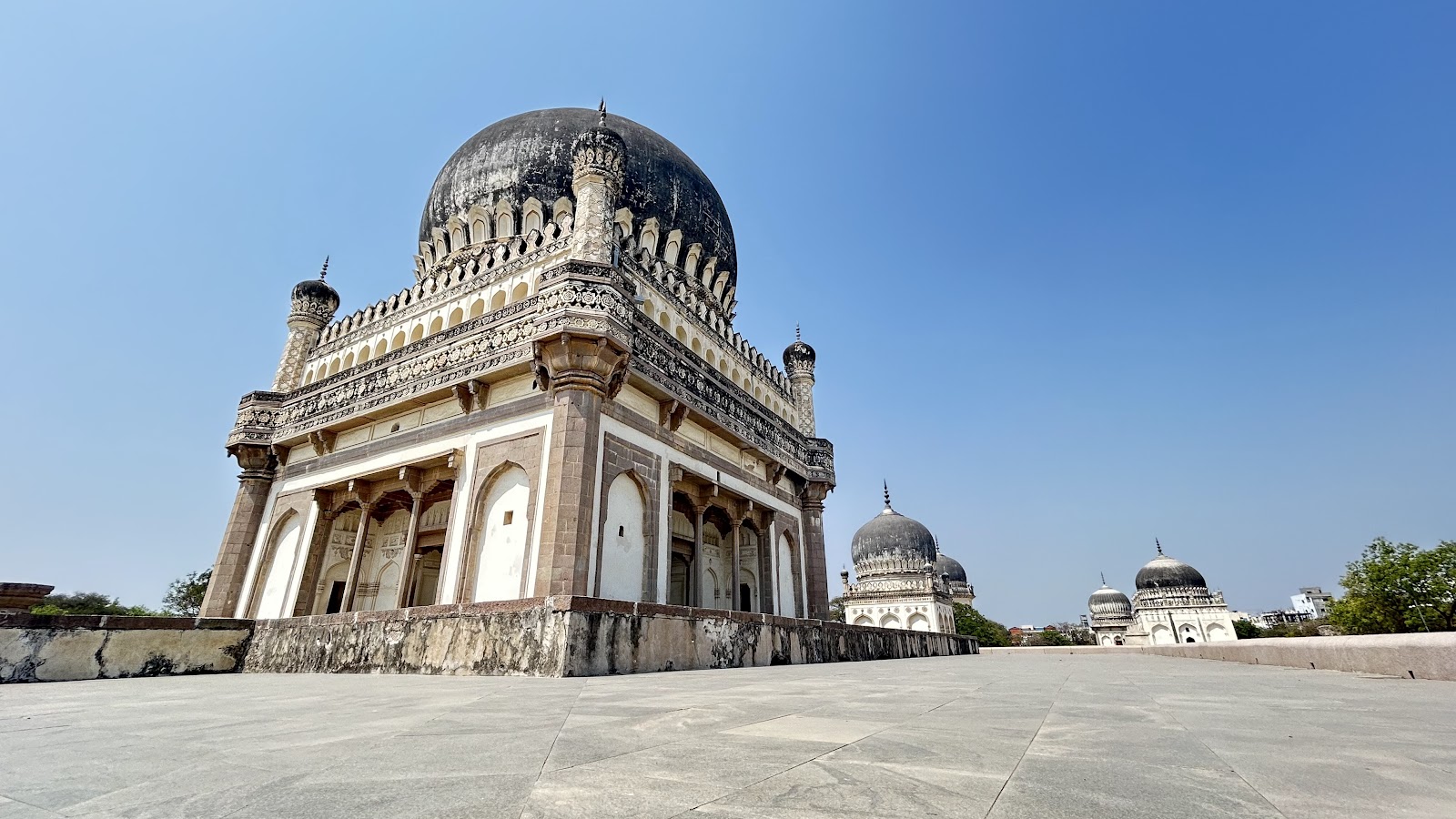 Qutb Shahi Tombs