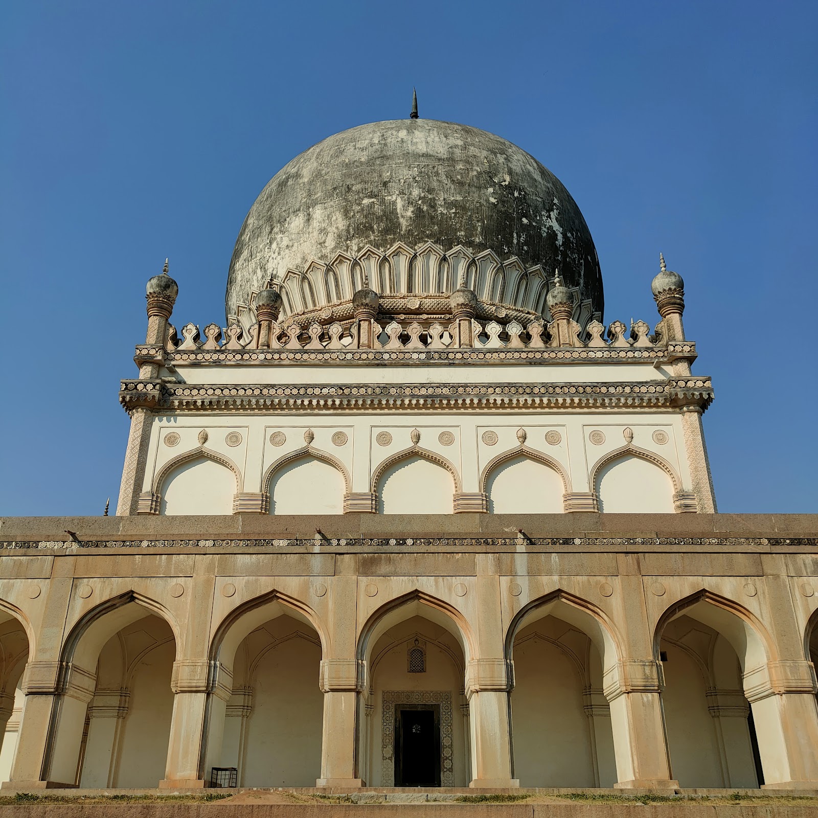 Qutb Shahi Tombs