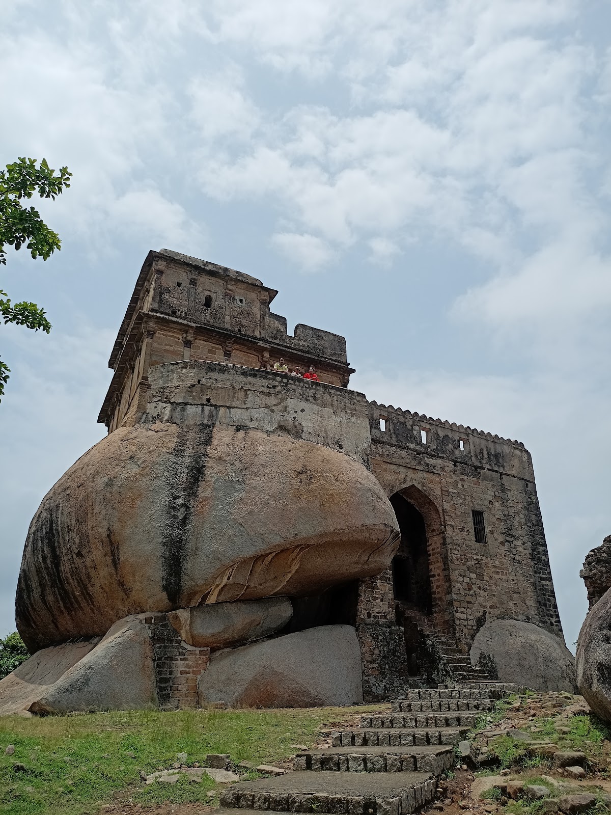 Rani Durgavati Palace