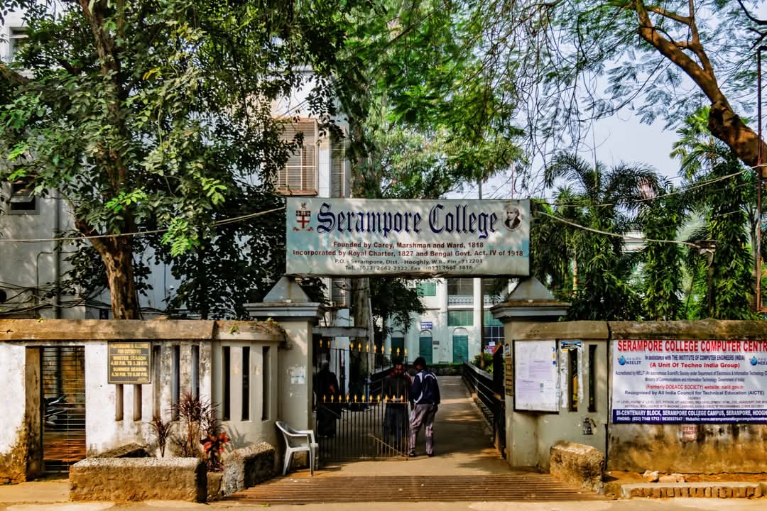 Serampore College