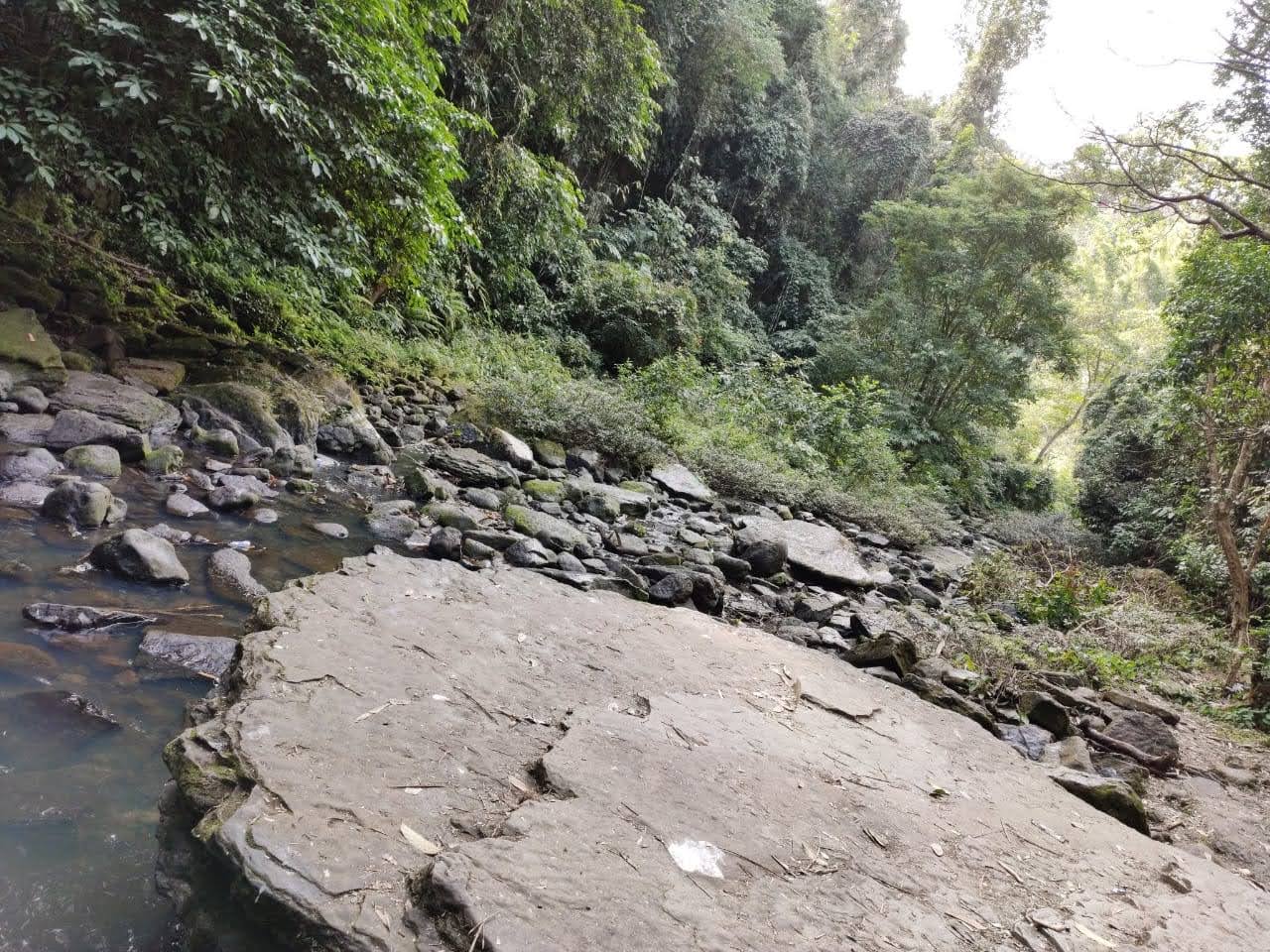 Small Waterfalls Trail