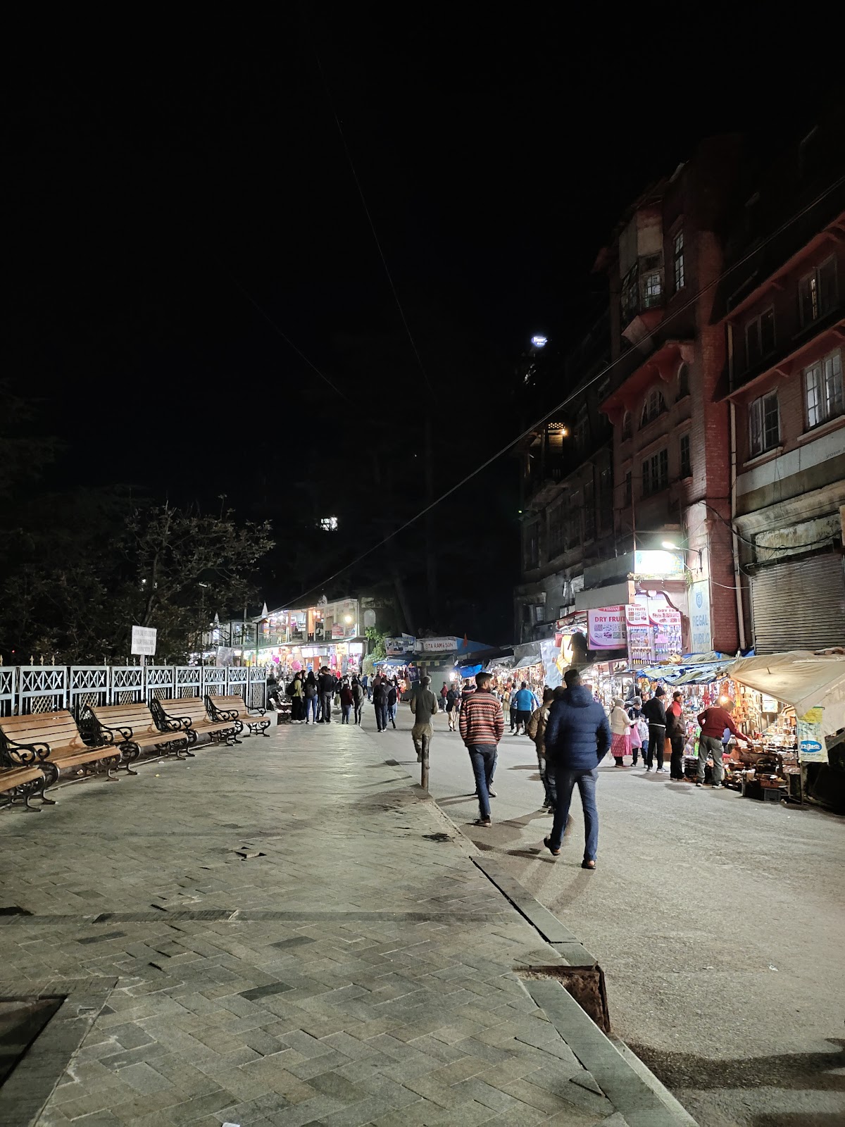 Lakkar Bazaar
