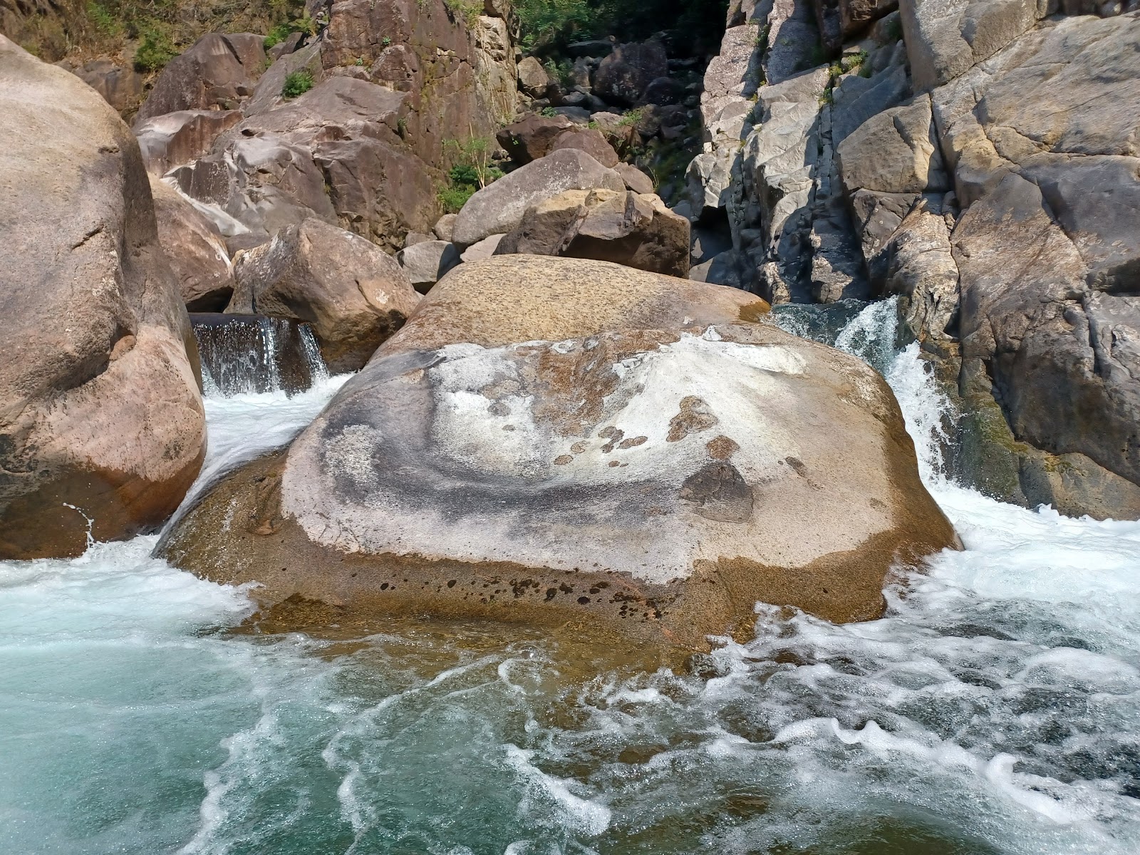 Umngot River
