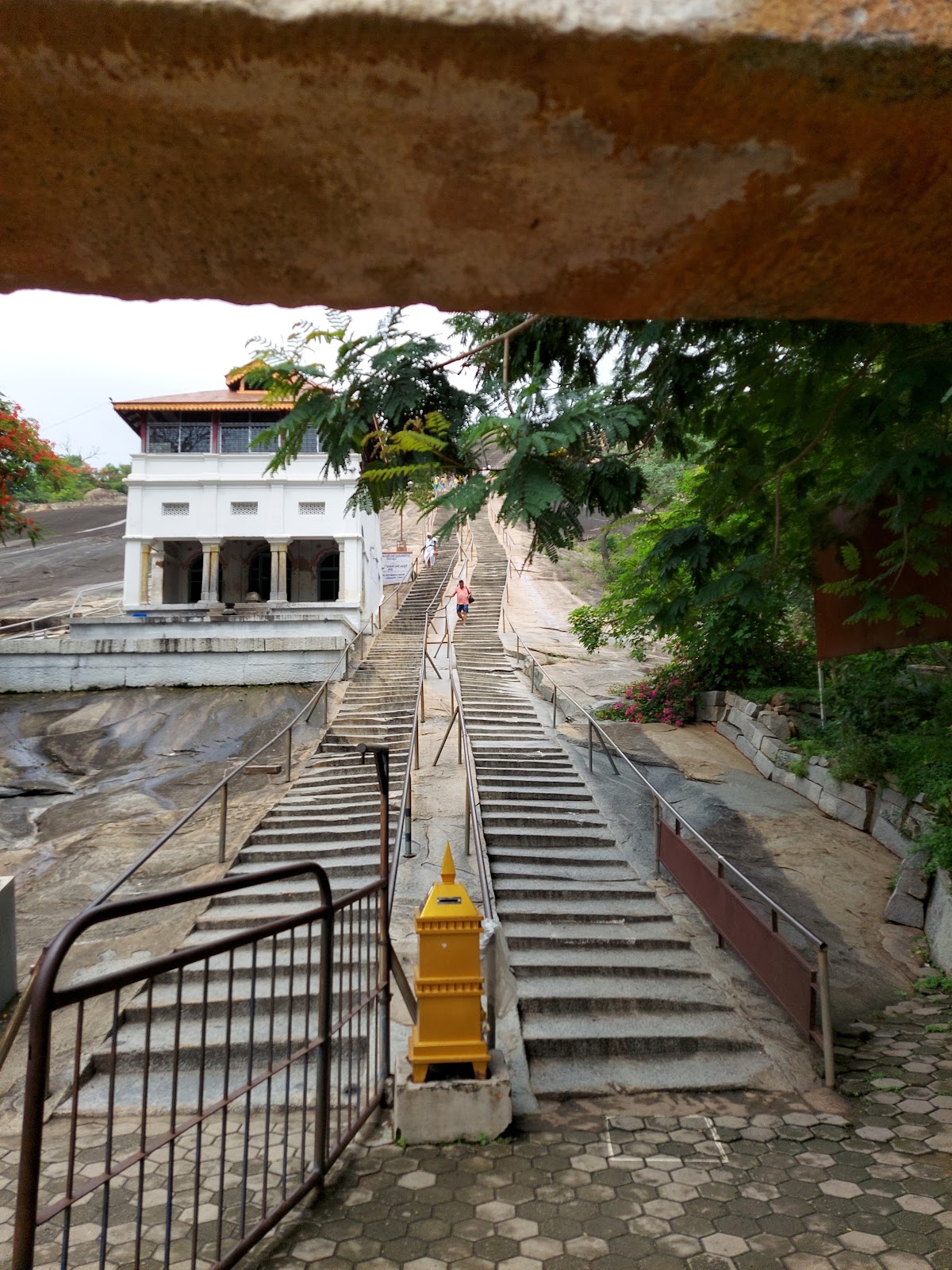 Vindhyagiri Hill and Basadis