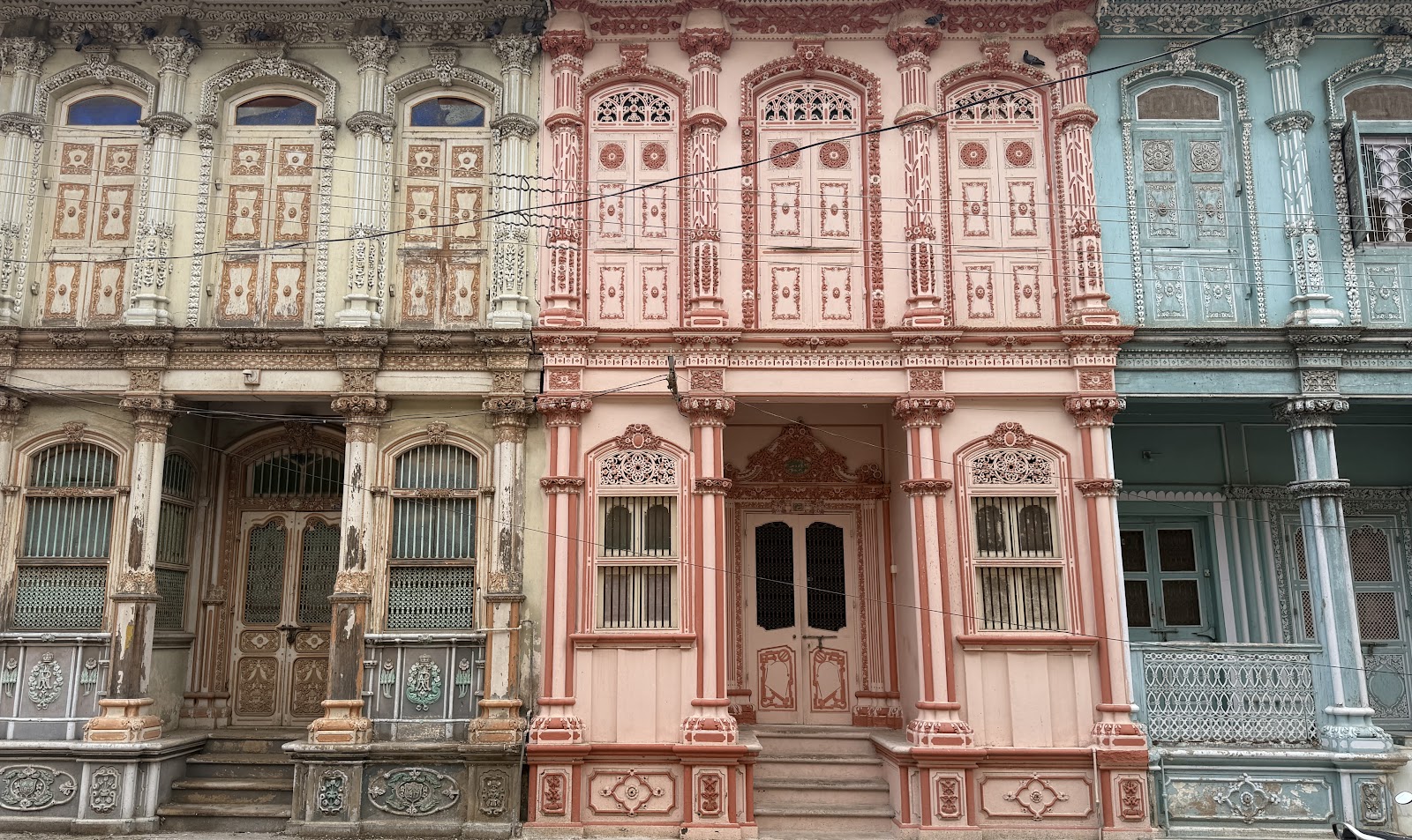 Heritage Haveli Row