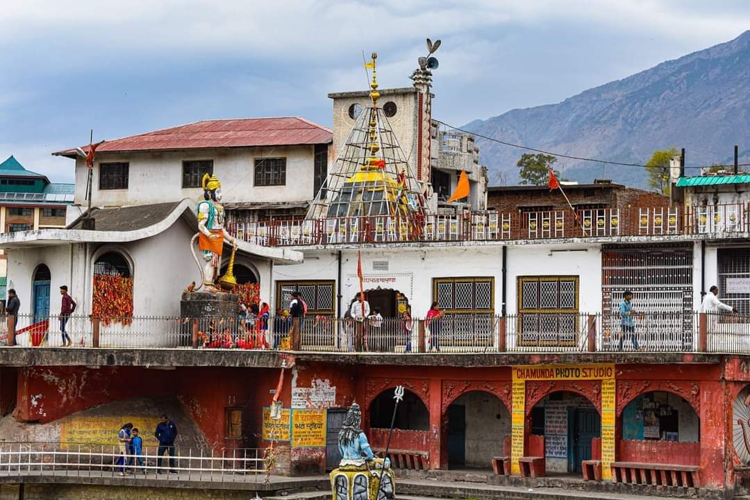 Shakti Peeth Chamunda Devi Temple