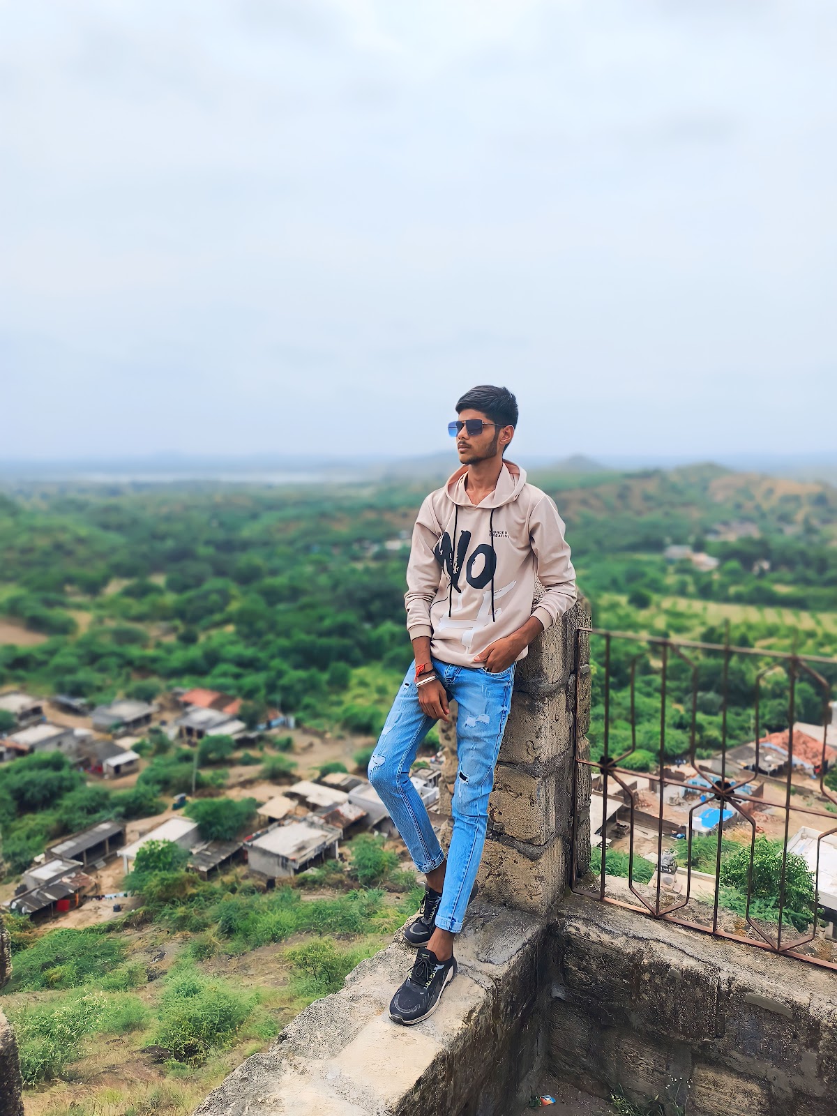 Sihor Lake and Garden