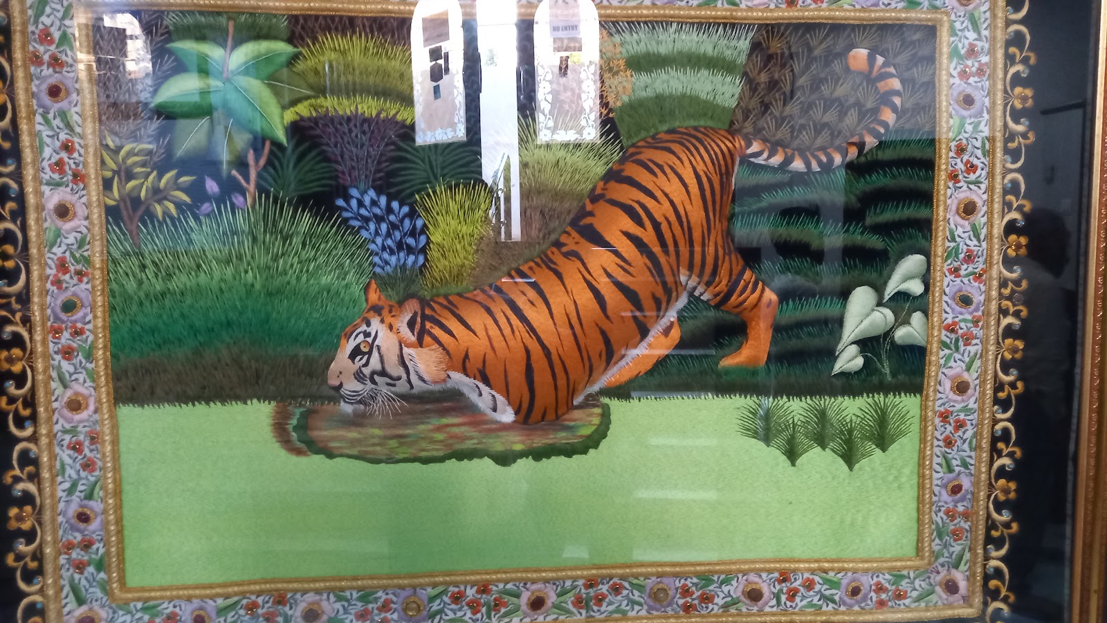 Community Handloom Center