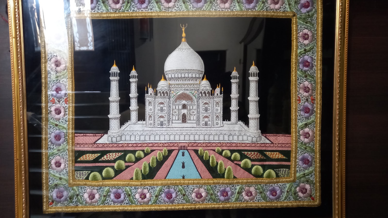 Community Handloom Center