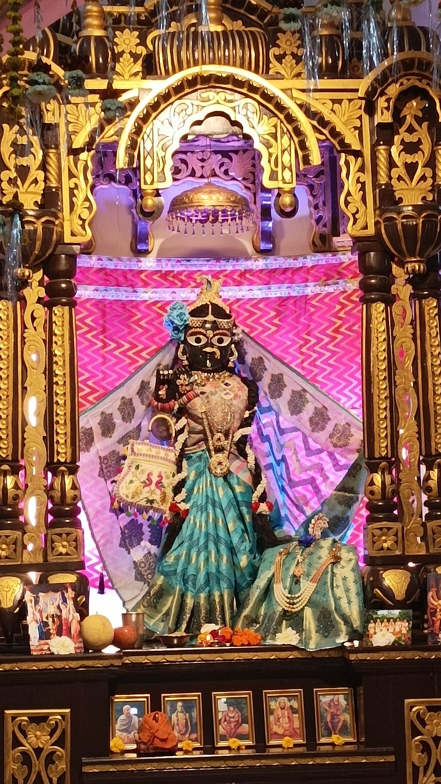 Shri Radha Krishna Mandir