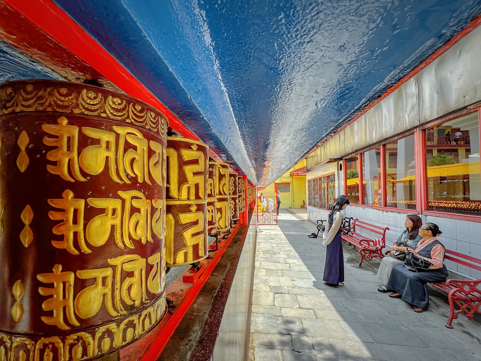 Do Drul Chorten and Namgyal Institute