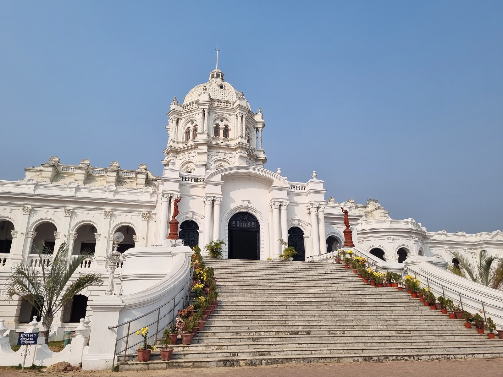 Ujjayanta Palace Museum