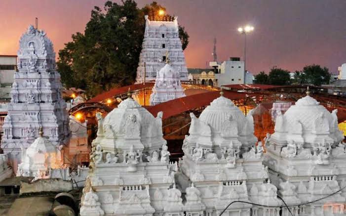 Sri Raja Rajeshwara Swamy Temple
