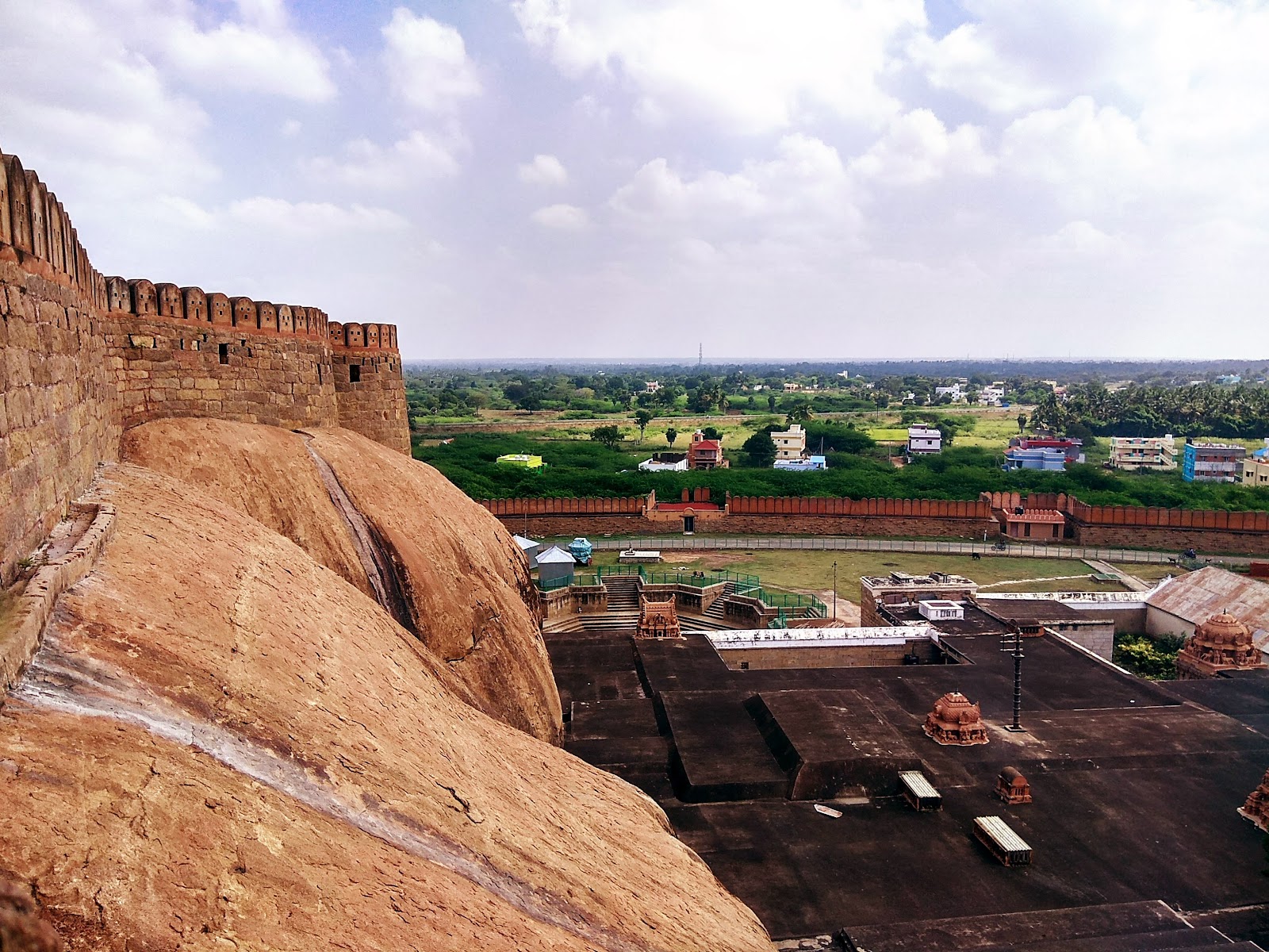 Thirumayam Fort