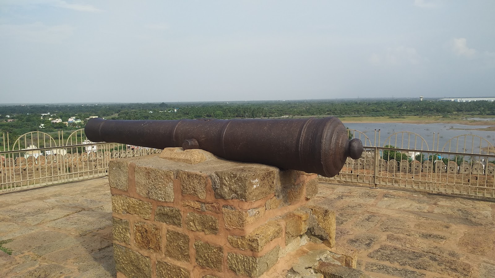 Thirumayam Fort