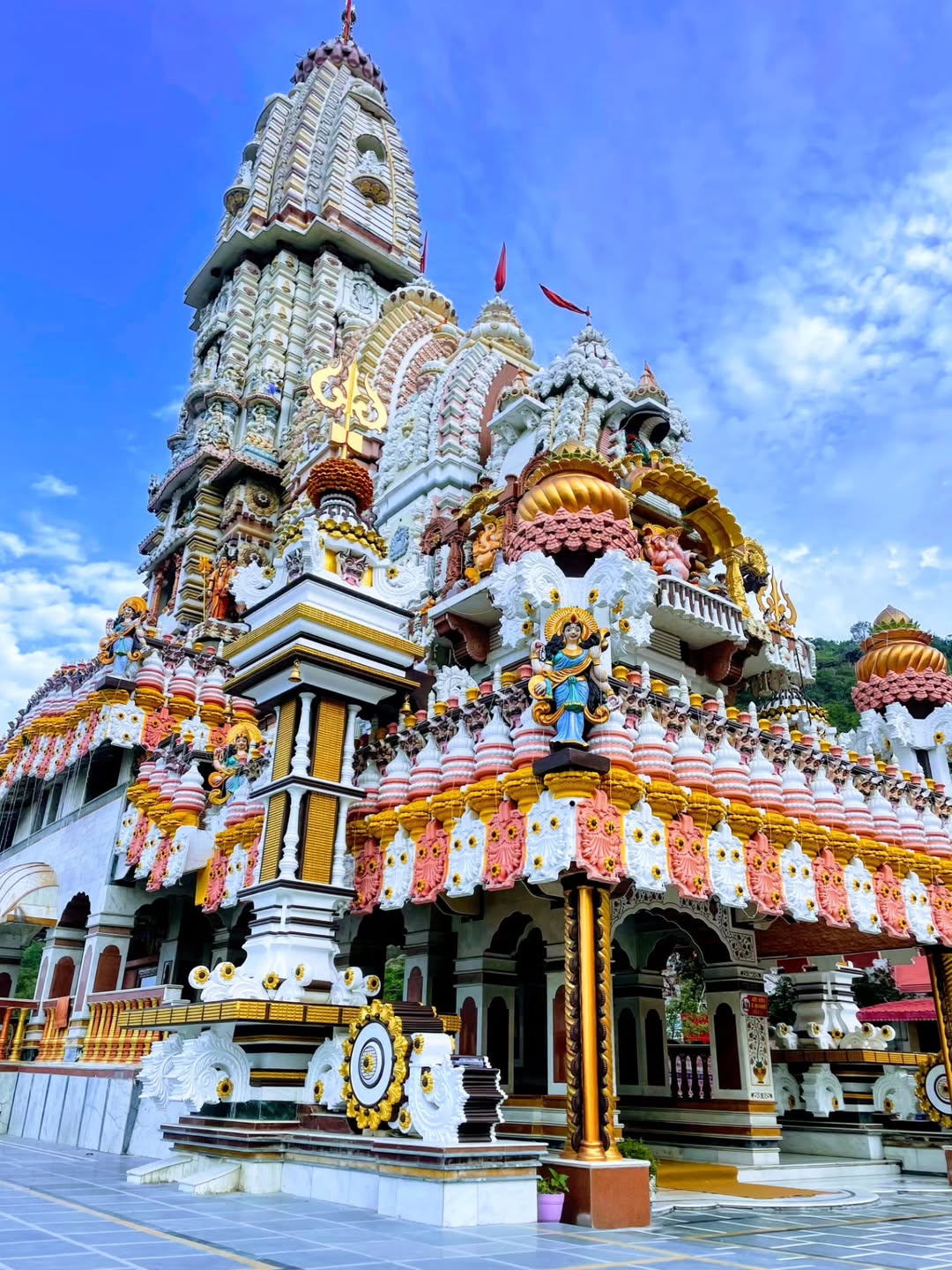 Jatoli Temple and Rock Garden