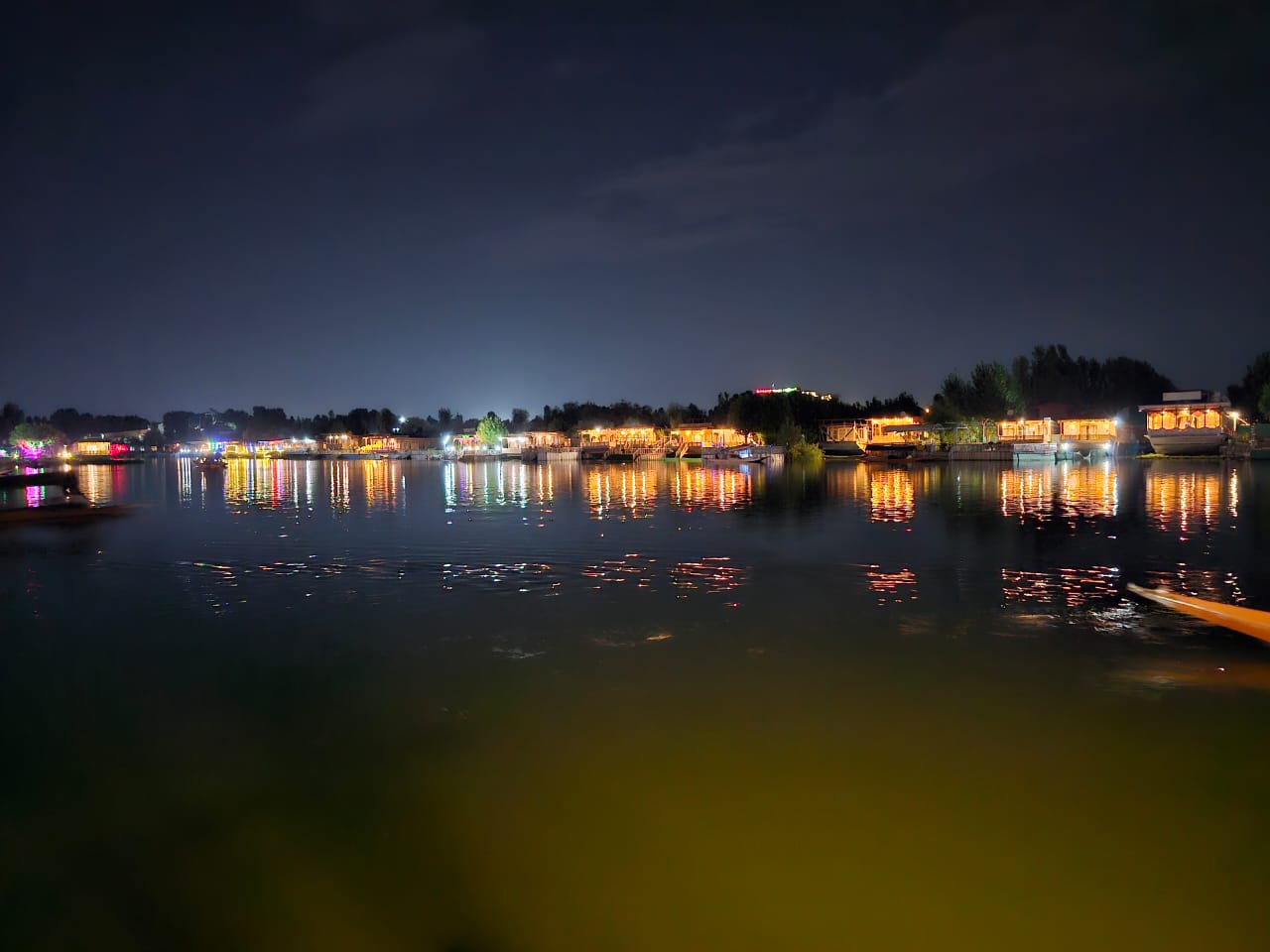 Dal Lake