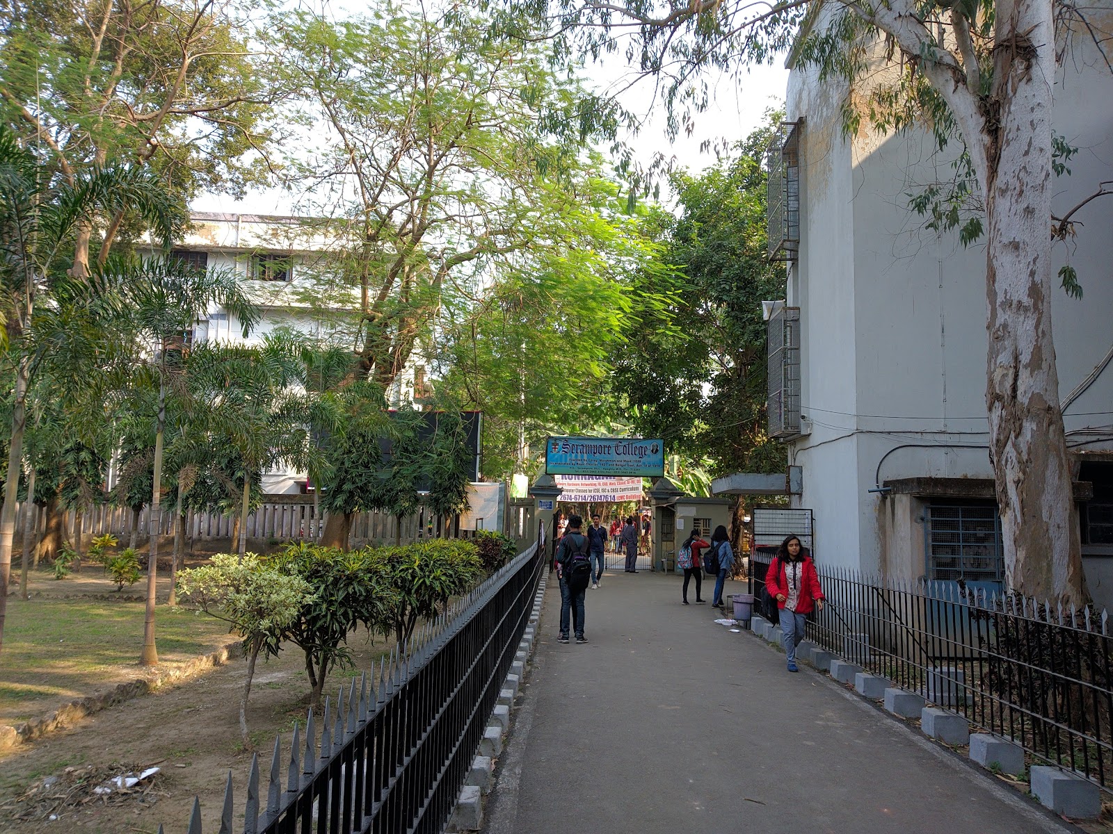 Serampore College