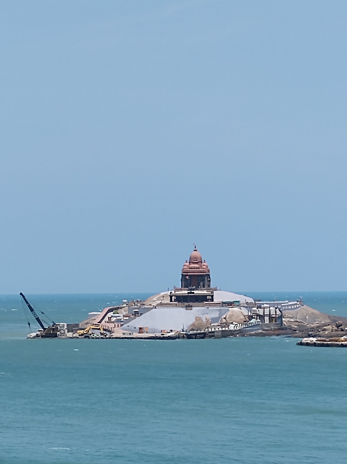 Thiruvalluvar Statue