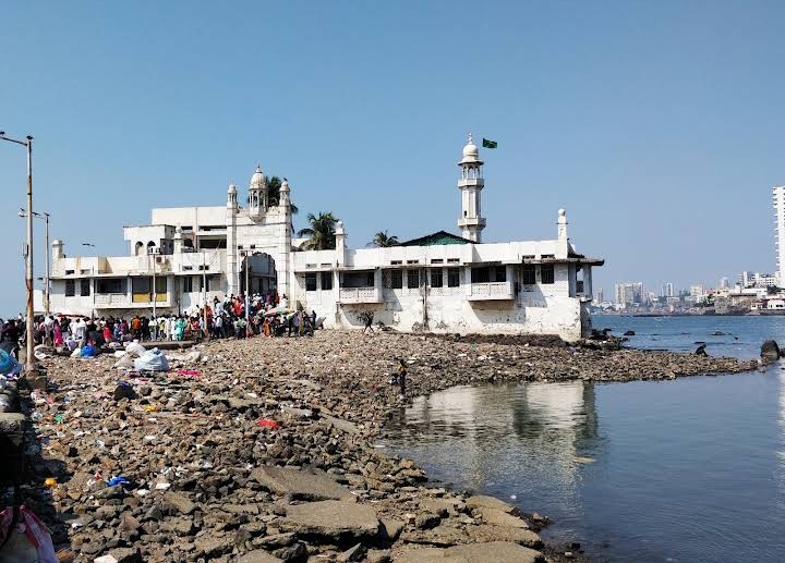 Sufi Shrine of Tadkalas