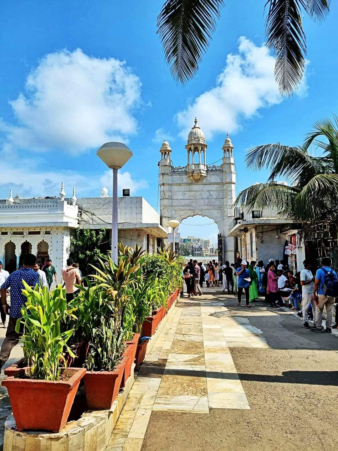 Sufi Shrine of Tadkalas