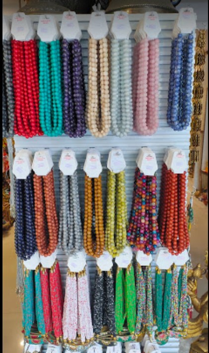 Local Handicraft Shops