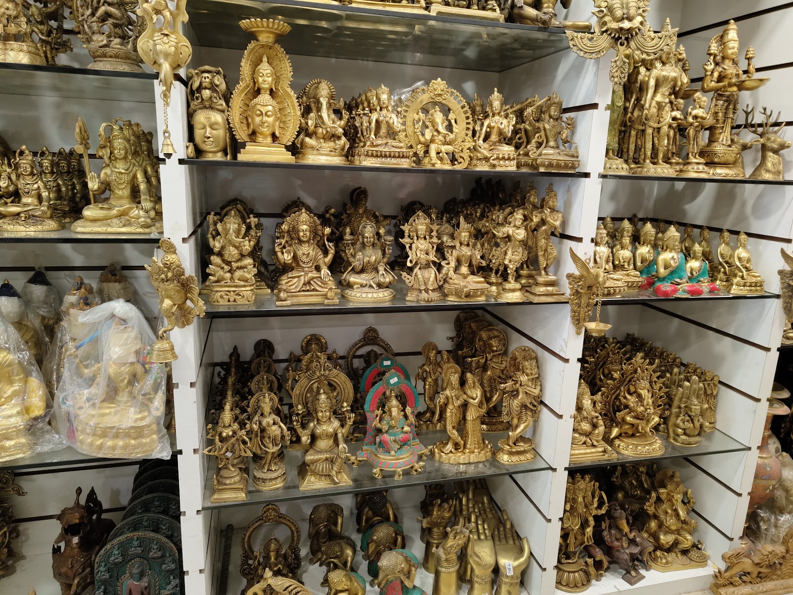 Local Handicraft Shops