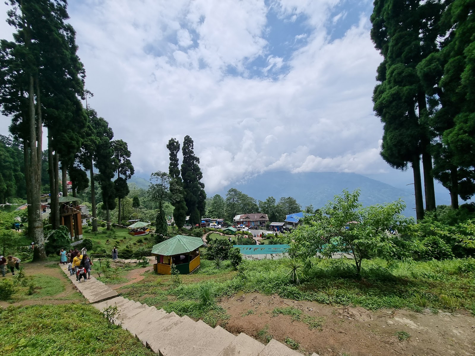 Takdah - A Serene Hill Station in West Bengal, India