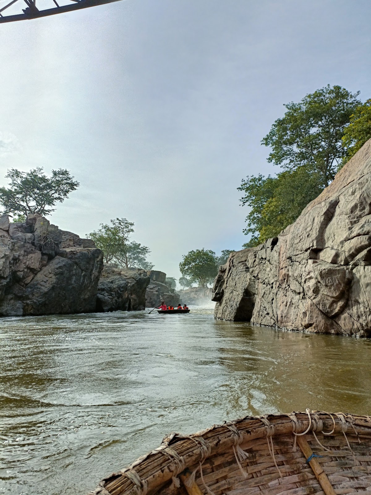 Hogenakkal Falls