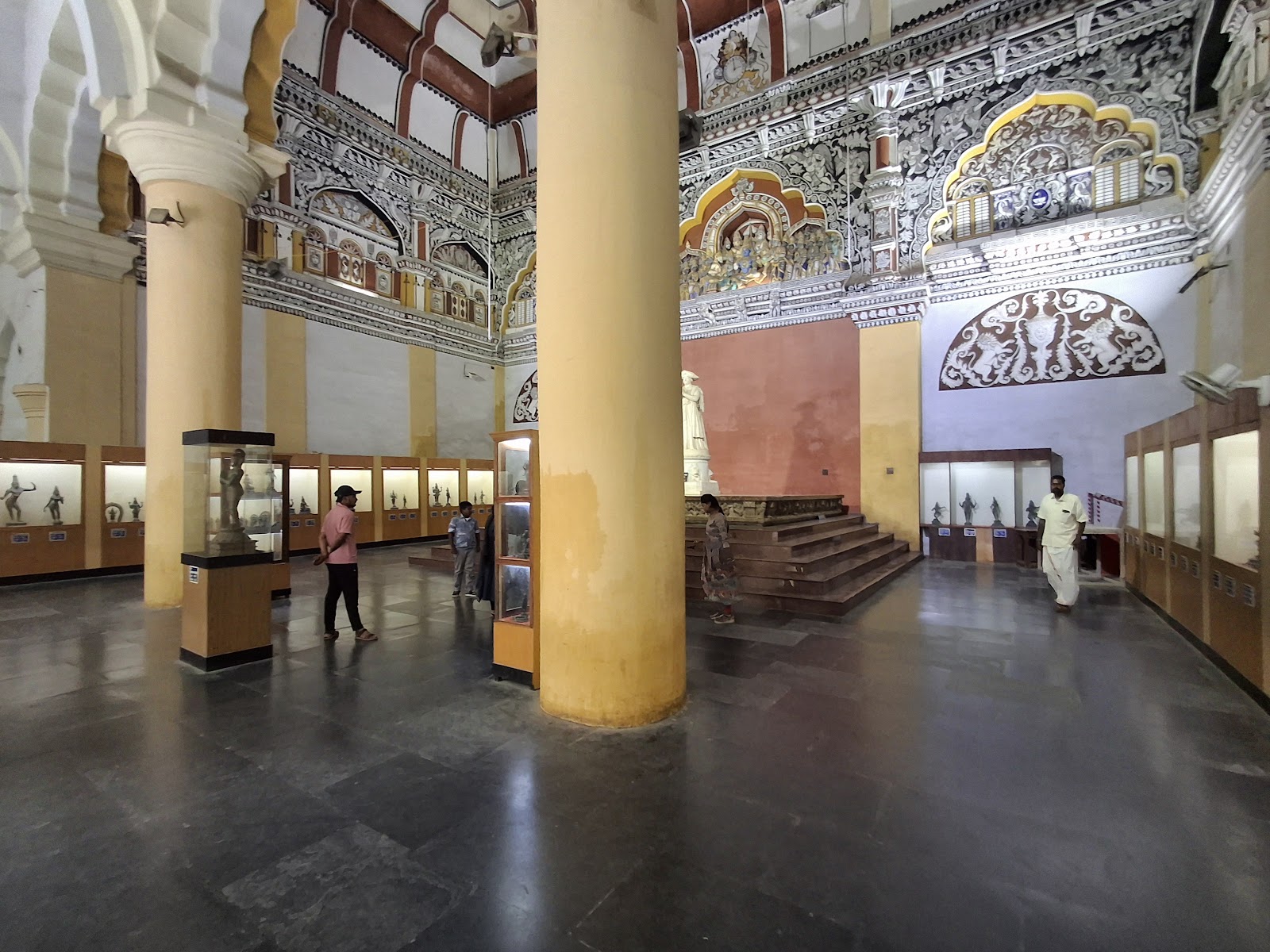 Saraswathi Mahal Library