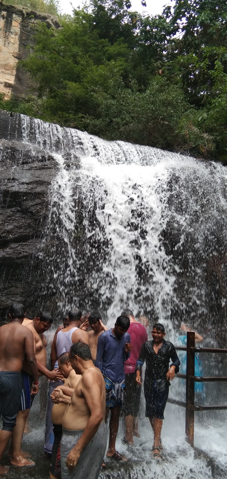 Suruli Falls