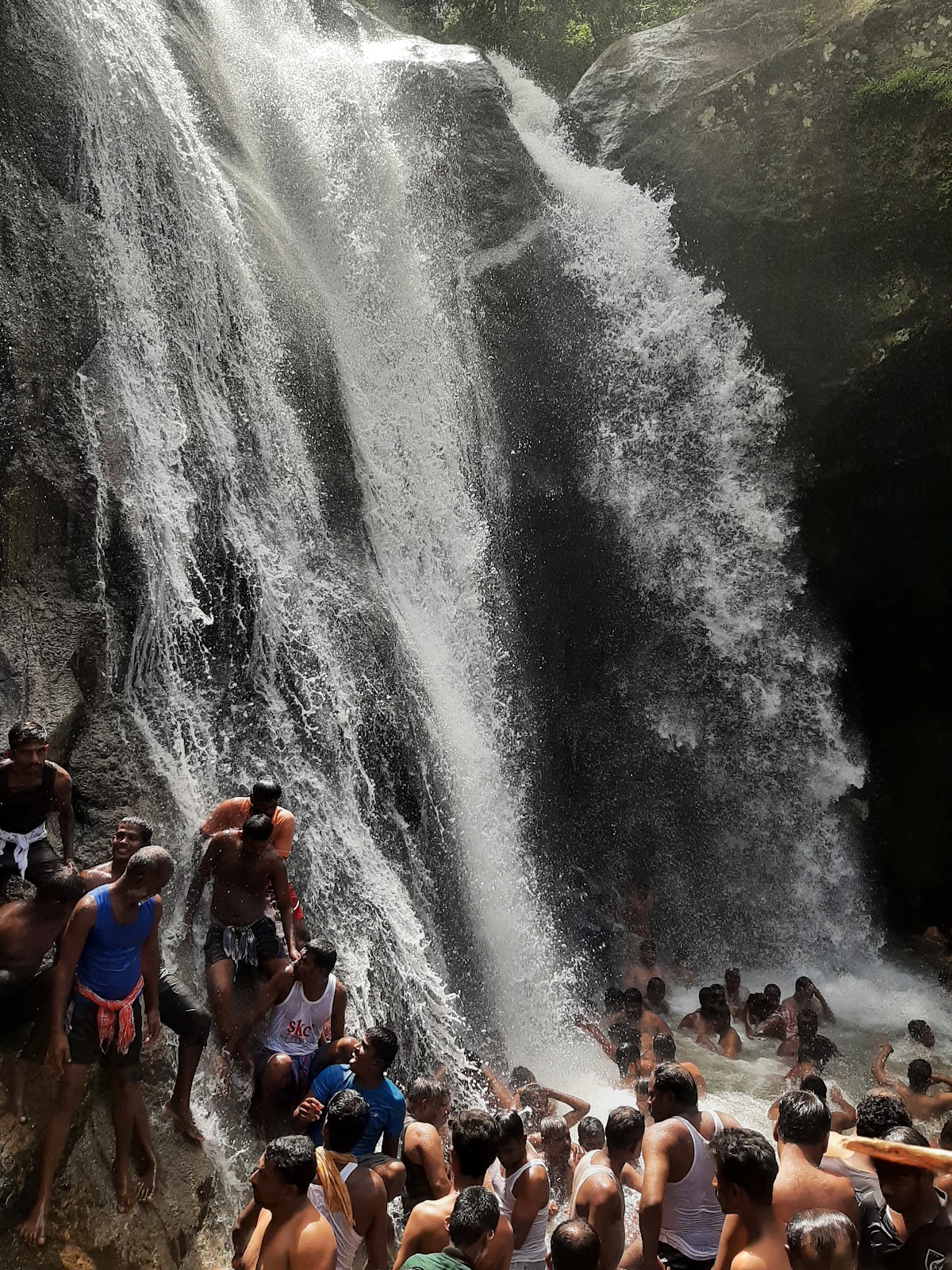 Kumbhavurutty Waterfall