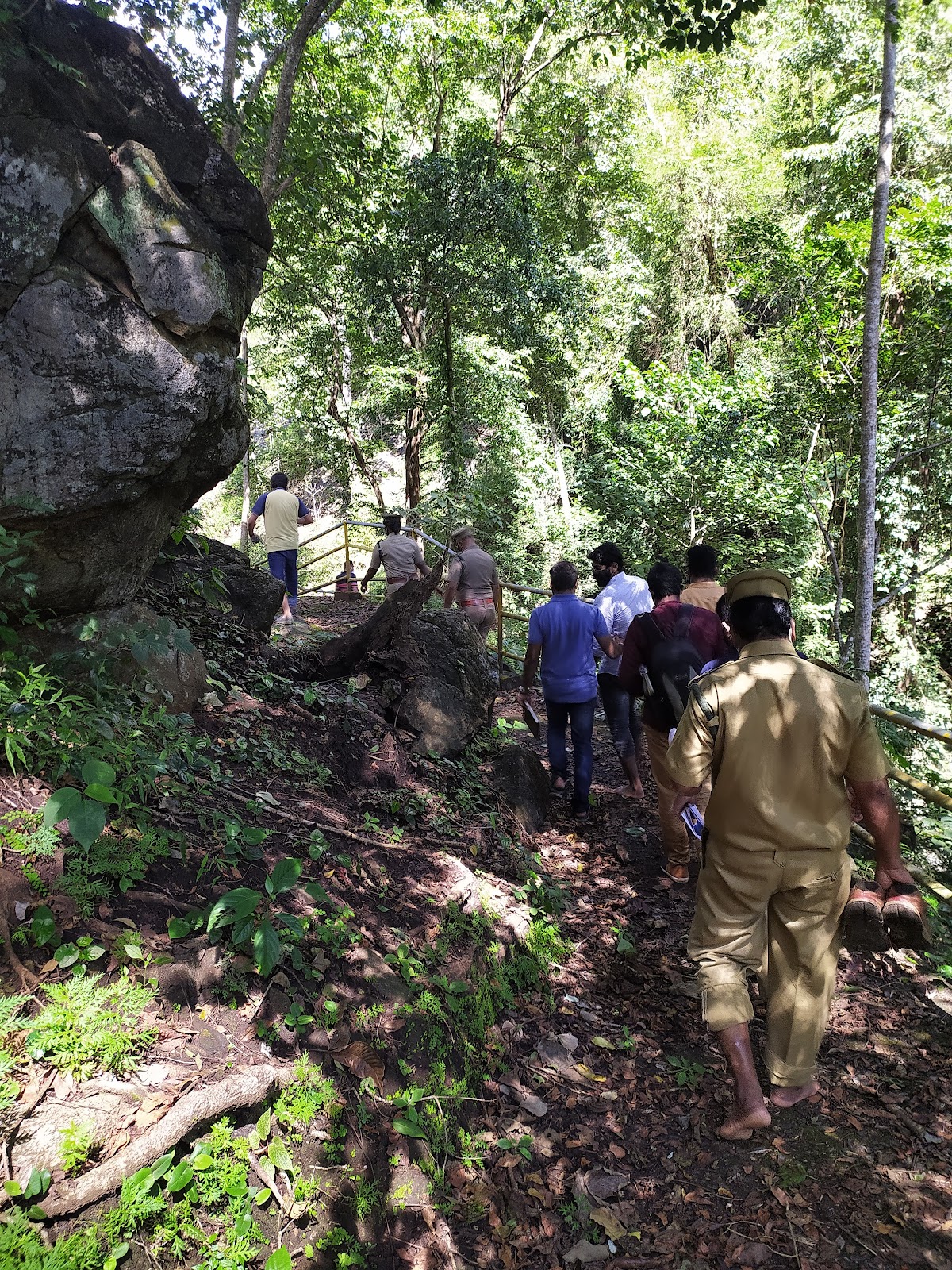 Kumbhavurutty Waterfall