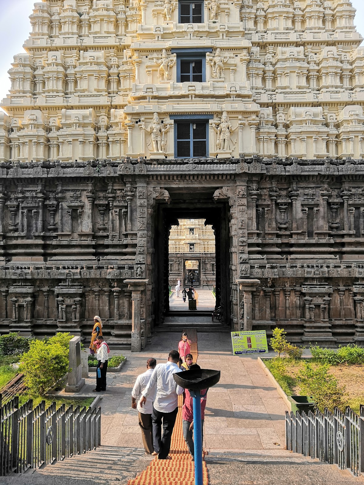 Jalakandeswarar Temple