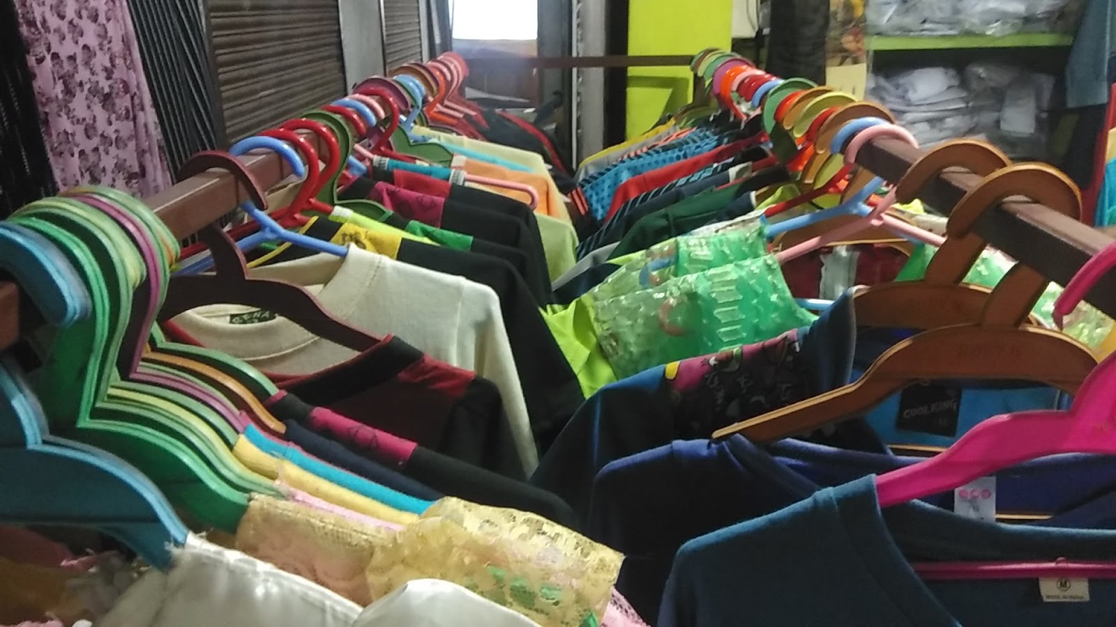 Tualvawng Local Market