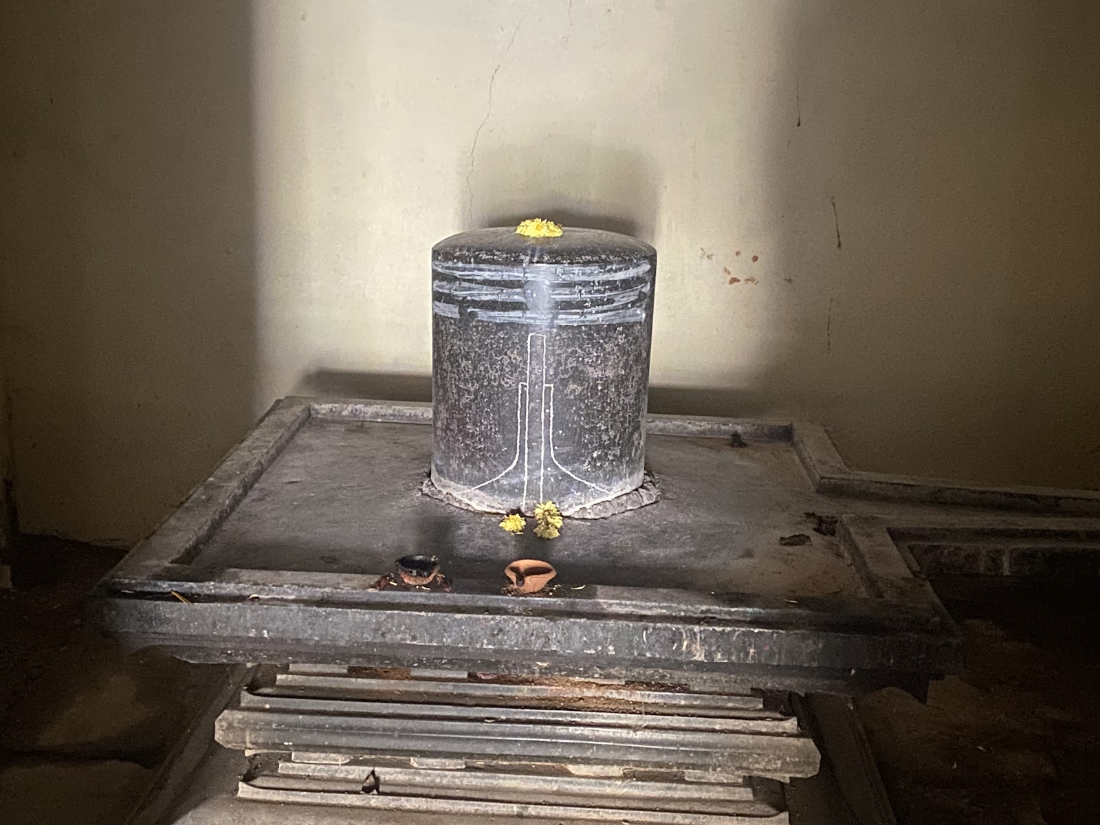 Aralaguppe Kalleshwara Temple