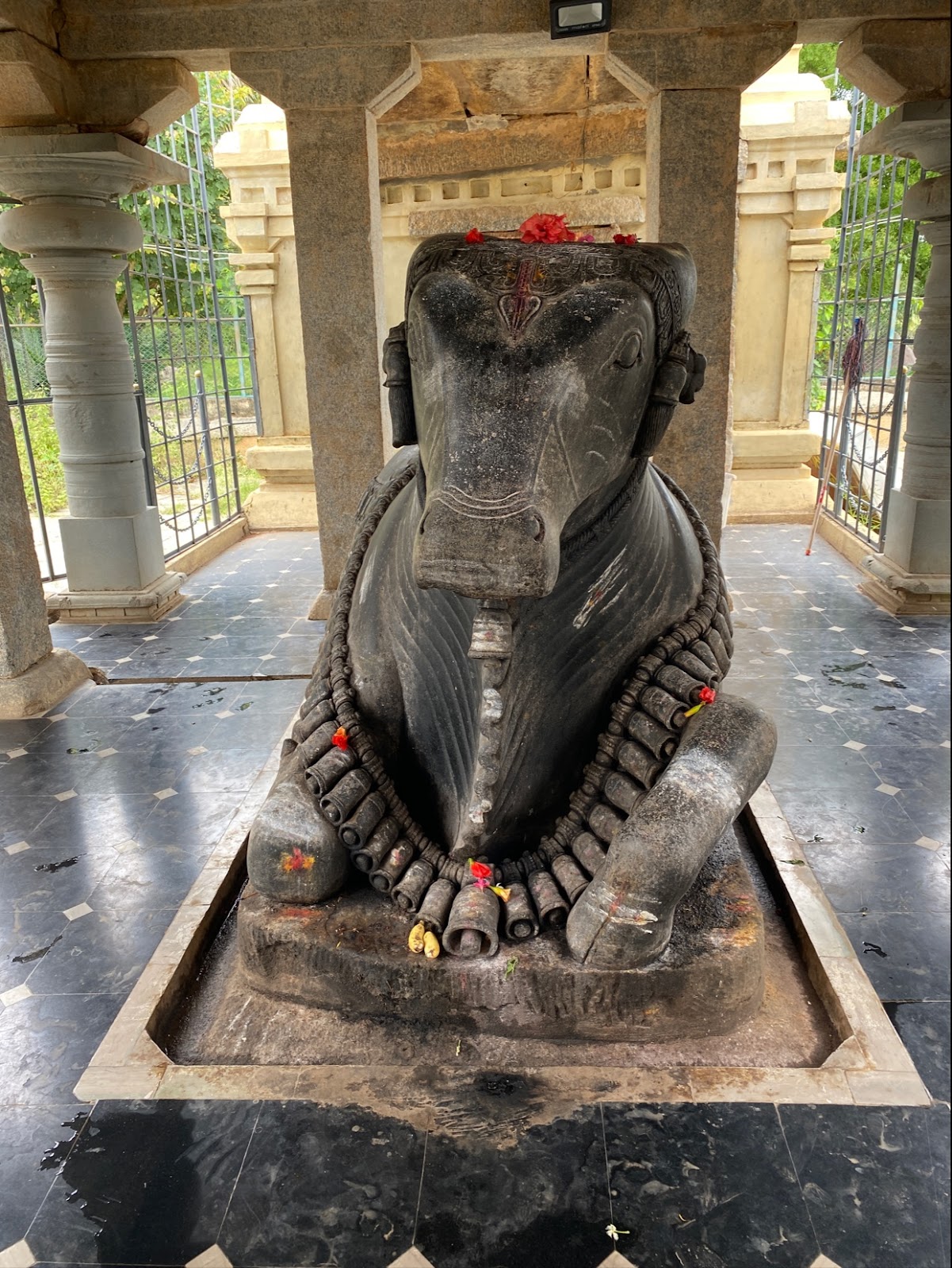 Aralaguppe Kalleshwara Temple